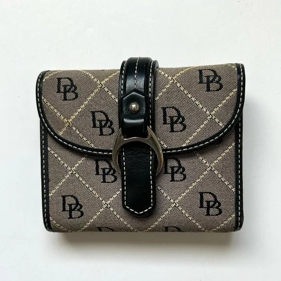 Dooney & Bourke Pouch/ Cosmetic/Wallet Bags Bundle - Picture 9 of 16